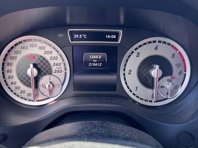 Gebraucht Mercedes A200 136 PS (100 kW) 2015 Schwarz Limousine