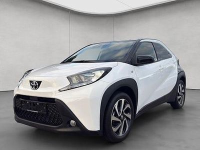 Weiß Gebraucht 2024 Toyota Aygo X X-Black SUV | 14.990 € (Fairer Preis)