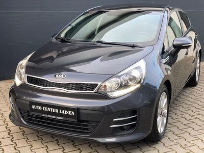 Grau Gebraucht 2016 Kia Rio DREAM-TEAM Edition Kleinwagen | 9.999 €