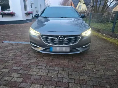 Gebraucht Opel Insignia Exklusiv 209 PS (153 kW) 2019 Kombi