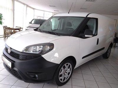 Usata Fiat Doblò 105 CV (77 kW) 2021 Bianco Monovolume