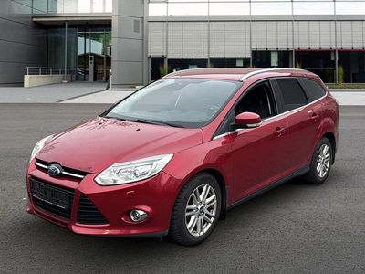 Gebraucht Ford Focus Titanium 125 PS (91 kW) 2012 Rot Kombi
