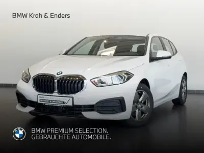 Gebraucht BMW 118 Advantage 150 PS (110 kW) 2023 Alpinweiß uni Kleinwagen