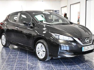 Second-hand Nissan Leaf 110 kW (150 CP) 2022 Negru Hatchback