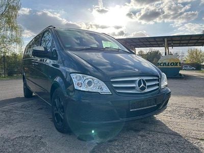 Second-hand Mercedes Viano Edition 224 CP (164 kW) 2013 Negru Monovolum