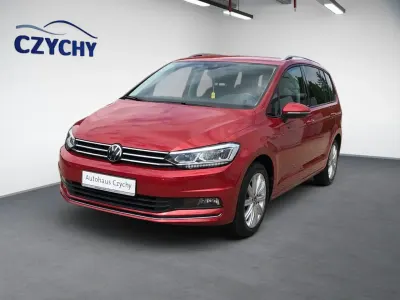 Gebraucht VW Touran Active 150 PS (110 kW) 2022 Rot Van / Kleinbus