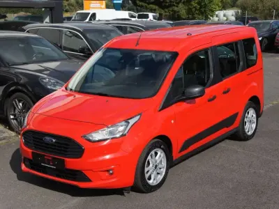 Second-hand Ford Tourneo Connect 120 CP (88 kW) 2020 Roșu Monovolum