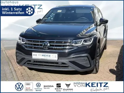 Gebraucht VW Tiguan Allspace Move 150 PS (110 kW) 2024 Schwarz SUV