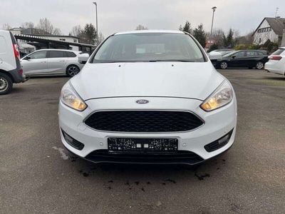 Gebraucht Ford Focus Business Edition 125 PS (91 kW) 2016 Weiß Limousine