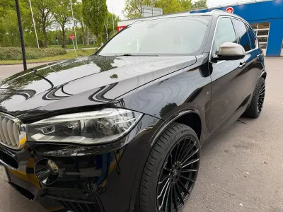 Gebraucht BMW X5 381 PS (280 kW) 2014 Schwarz SUV
