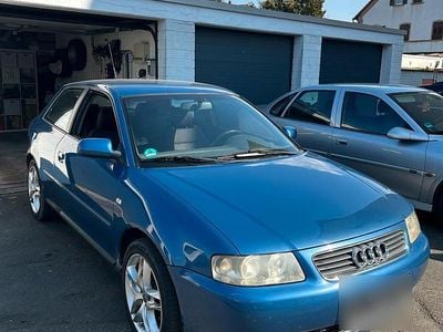 Gebraucht Audi A3 131 PS (96 kW) 2002 Blau Kleinwagen