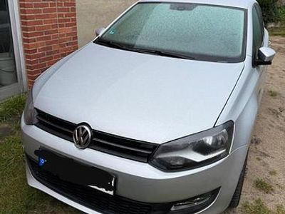 Gebraucht VW Polo 60 PS (44 kW) 2010 Silber Kleinwagen
