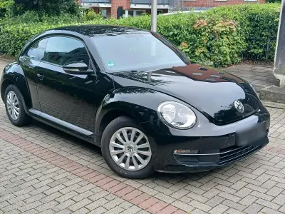 Gebraucht VW Beetle Design 105 PS (77 kW) 2014 Schwarz Kleinwagen