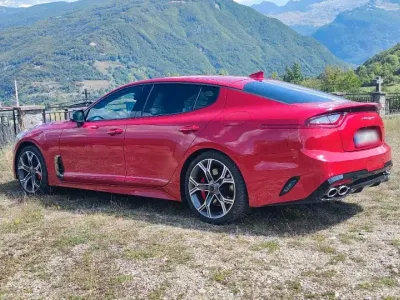 Gebraucht Kia Stinger GT 370 PS (272 kW) 2017 Rot Kleinwagen