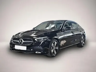 Gebraucht Mercedes C200 163 PS (119 kW) 2025 Manufacturer Limousine