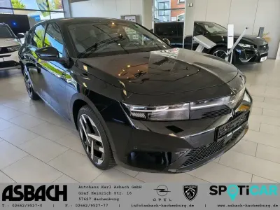 Nouă Opel Astra 114 kW (156 CP) 2026 Negru Break