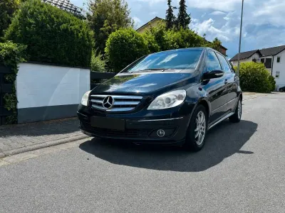 Gebraucht Mercedes B180 Sport Edition 109 PS (80 kW) 2007 Schwarz Van / Kleinbus