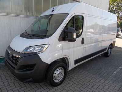 Second-hand Opel Movano Edition 140 CP (102 kW) 2024 Alb Van