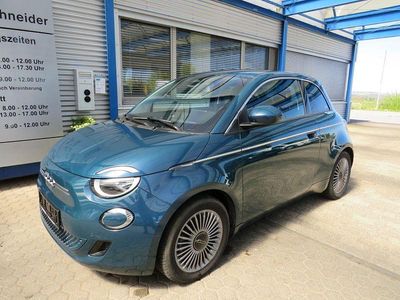 Begagnad Fiat 500e Style 86 kW (118 HK) 2023 Grön Halvkombi