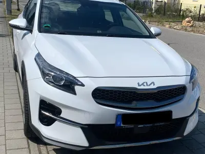 Gebraucht Kia XCeed Spirit 160 PS (117 kW) 2022 Weiß SUV