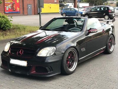 Second-hand Mercedes SLK320 218 CP (160 kW) 2001 Negru Cabrio