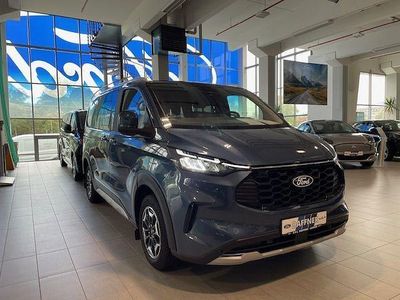 Blau Gebraucht 2025 Ford Tourneo Active Van / Kleinbus | 45.890 € (Fairer Preis)