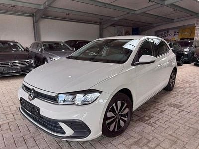 Grau Gebraucht 2024 VW Polo Move Limousine | 15.999 € (Guter Preis)