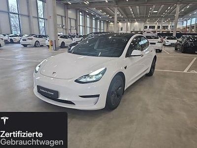 Weiß Gebraucht 2021 Tesla Model 3 Standard Range Limousine | 24.500 € (Fairer Preis)