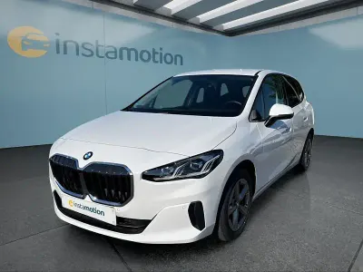 Gebraucht BMW 220 156 PS (114 kW) 2025 Weiß Coupé