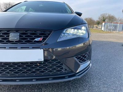 Schwarz Gebraucht 2015 Seat Leon ST CUPRA Kombi | 15.900 € (Guter Preis)