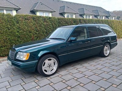 Gebraucht Mercedes E320 220 PS (161 kW) 1995 Grün Kombi
