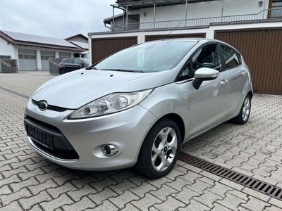 gebraucht Ford Fiesta 1,4 Titanium Titanium