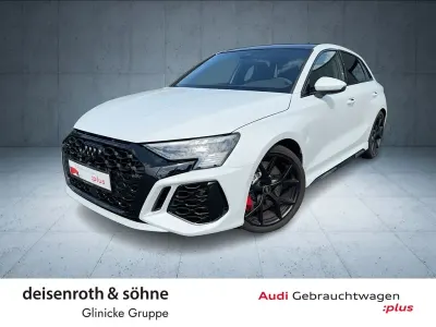 Gebraucht Audi RS3 Sport 400 PS (294 kW) 2024 Gletscherweiß metallic Limousine