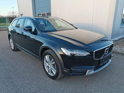 Gebraucht Volvo V90 CC Basis 190 PS (139 kW) 2019 Black solid "stone" / solid Kombi