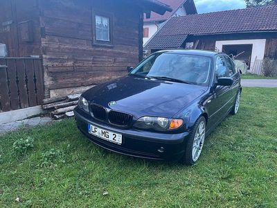 Gebraucht BMW 320 170 PS (125 kW) 2002 Blau Limousine
