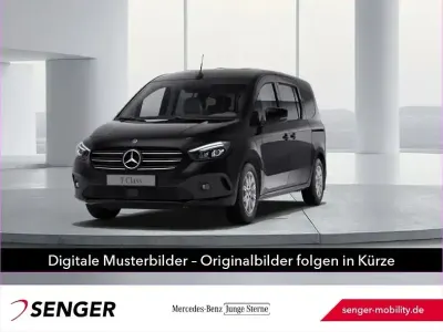 Gebraucht Mercedes T180 Progressive 131 PS (96 kW) 2025 Schwarz Van / Kleinbus