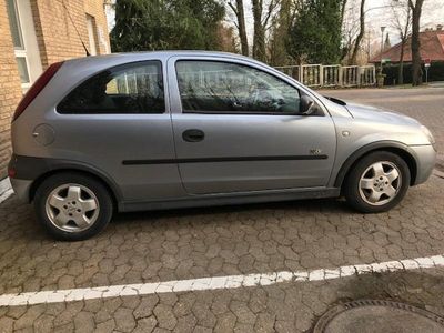 Gebraucht Opel Corsa 75 PS (55 kW) 2003 Silber Kleinwagen