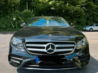 Brugt Mercedes E220 AMG 220 HK (161 kW) 2018 Sort Sedan