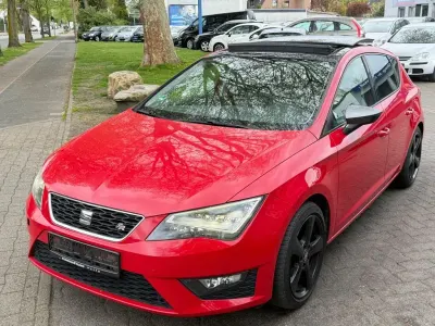 Occasion Seat Leon FR 179 PK (131 kW) 2013 Rood Sedan
