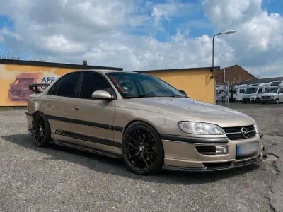 Gebraucht Opel Omega 136 PS (100 kW) 1998 Gold Limousine