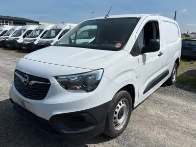 Begagnad Opel Combo Edition 106 HK (77 kW) 2022 Vit Minibuss