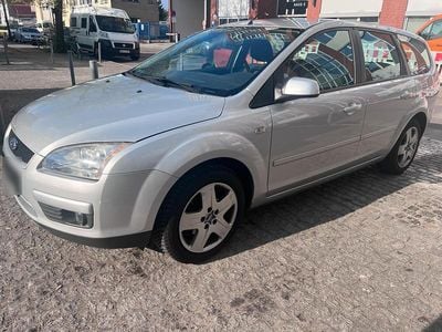 Gebraucht Ford Focus 101 PS (74 kW) 2007 Silber Kombi