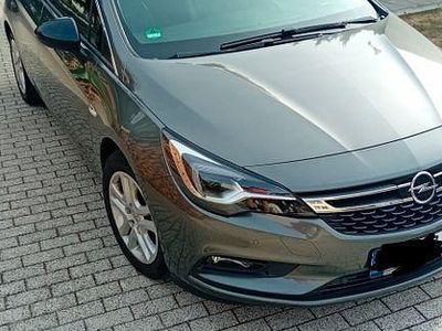 Gebraucht Opel Astra Ultimate 150 PS (110 kW) 2019 Grau Limousine