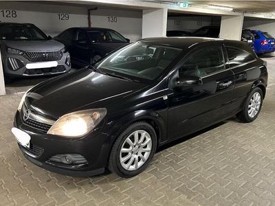 Opel Astra GTC