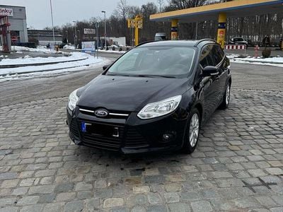 Schwarz Gebraucht 2014 Ford Focus Kombi | 4.500 € (Etwas zu teuer)