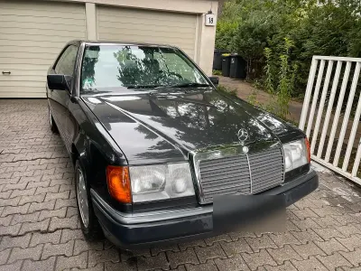 Gebraucht Mercedes 230 131 PS (96 kW) 1992 Schwarz Coupé