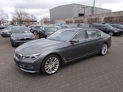 BMW 750