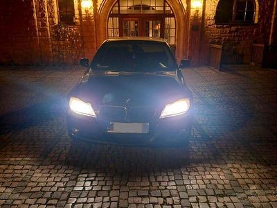 Gebraucht BMW 320 Efficient Dynamics 163 PS (119 kW) 2011 Schwarz Kombi