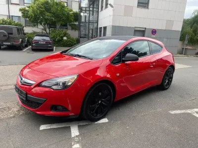 Gebraucht Opel Astra GTC Active 140 PS (102 kW) 2013 Rot