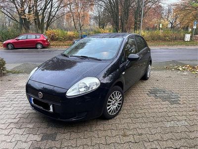 Schwarz Gebraucht 2012 Fiat Punto Pop Kleinwagen | 3.200 € (Fairer Preis)